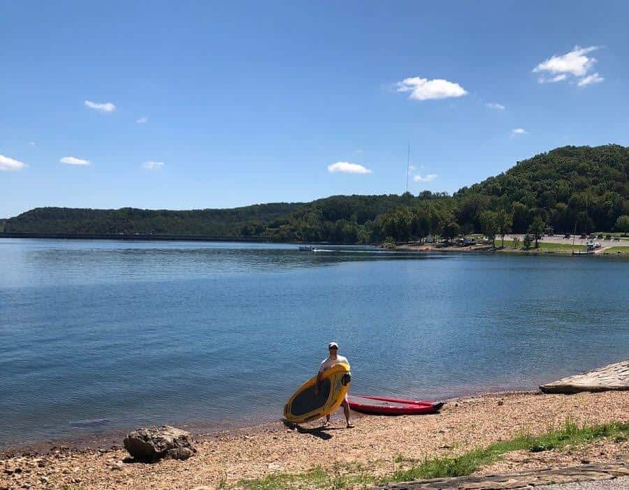 Dam Site Lake Park Campground: Perfect Beaver Lake Island Retreat - The