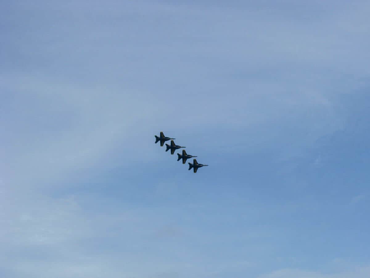 fort-pickens-blue-angels-flying