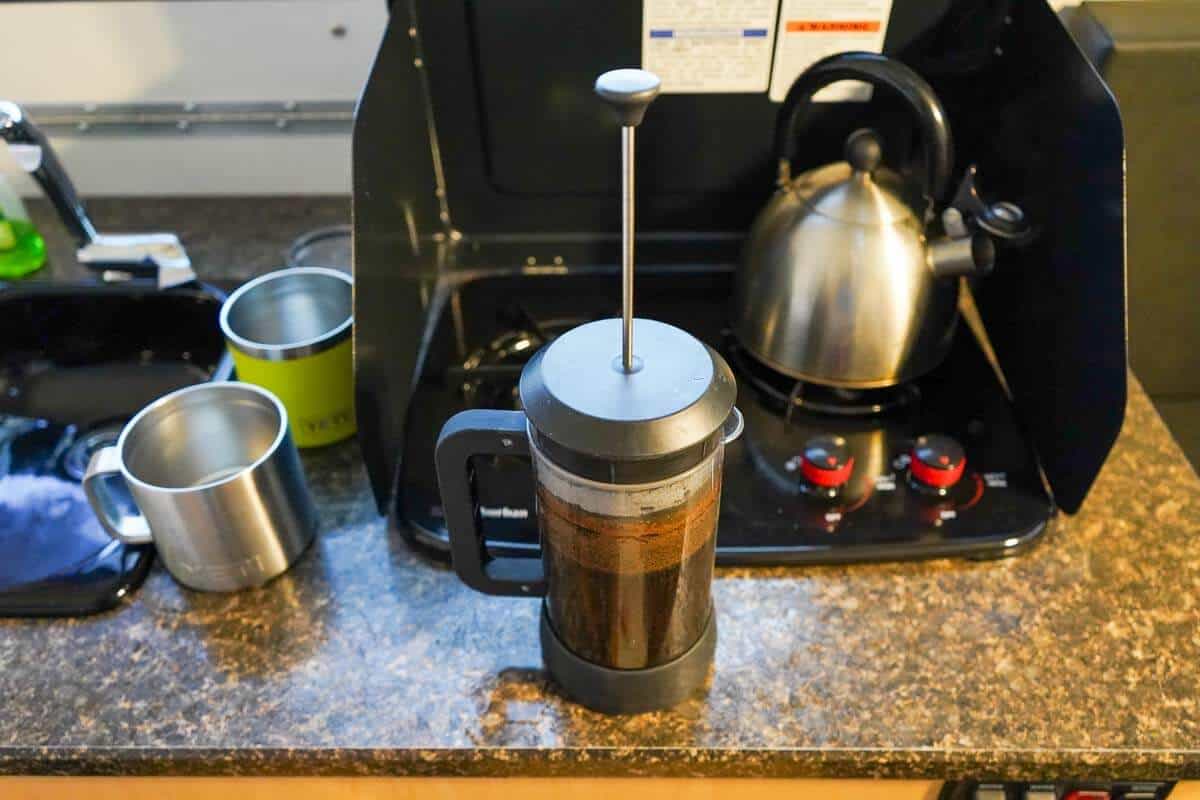 Coffee brewing using camp french press