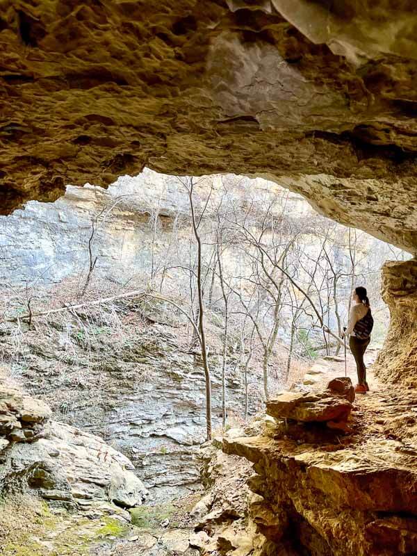 lost-valley-trail-cave