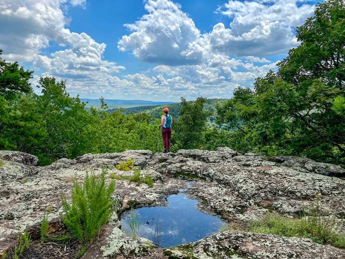 hiking-pedestal-rocks-kings-bluff-loop-trail