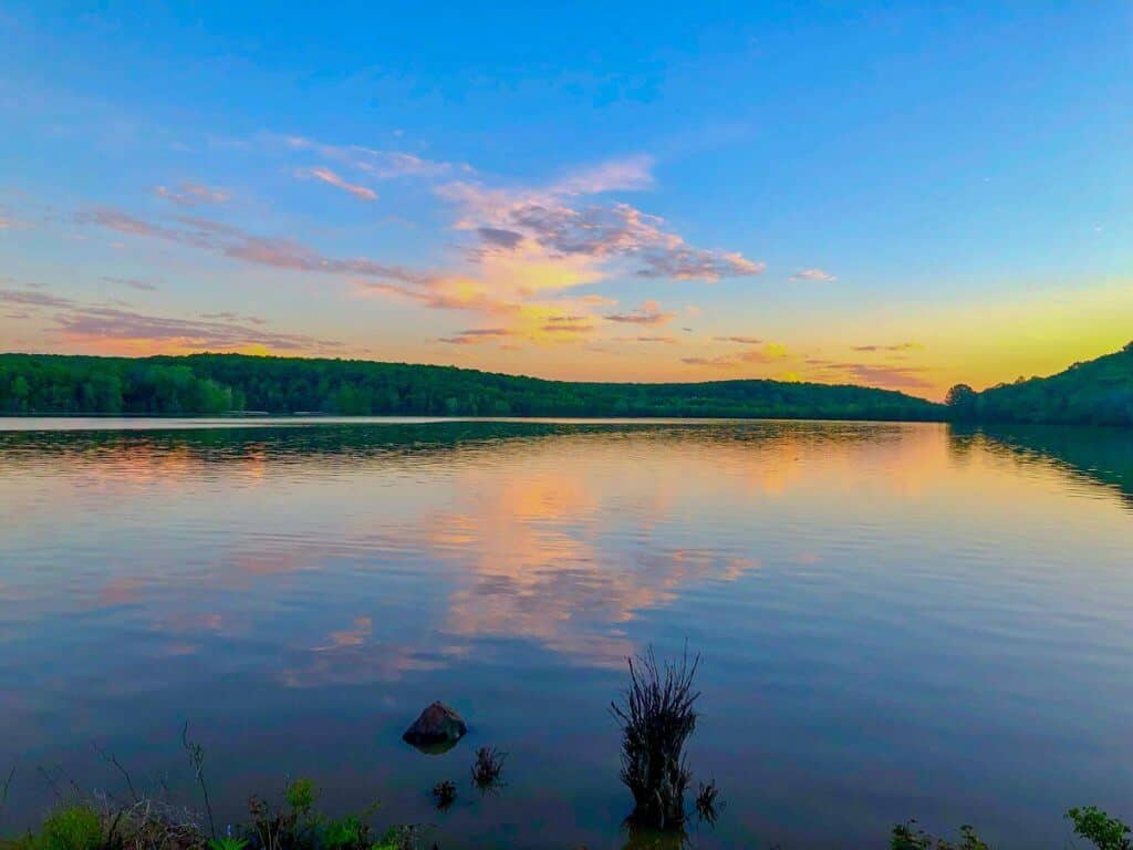 12 Best Places to Kayak in Oklahoma (By Locals) - The Happiness Function