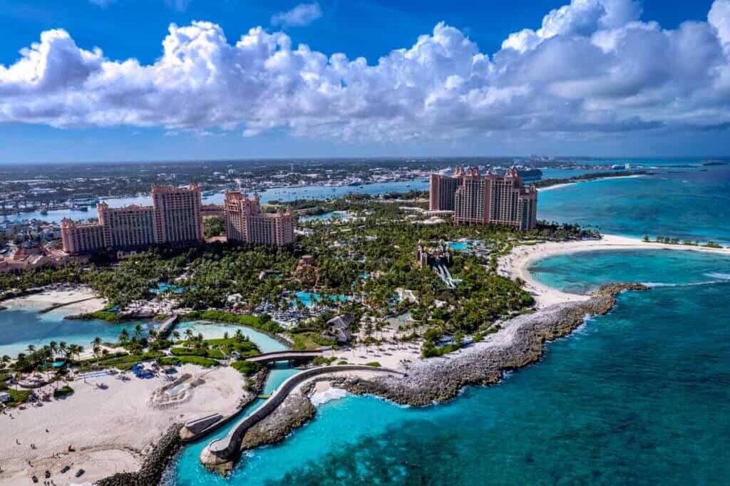 6 Ways To Get Atlantis Bahamas Discounts and Even Free Rooms The